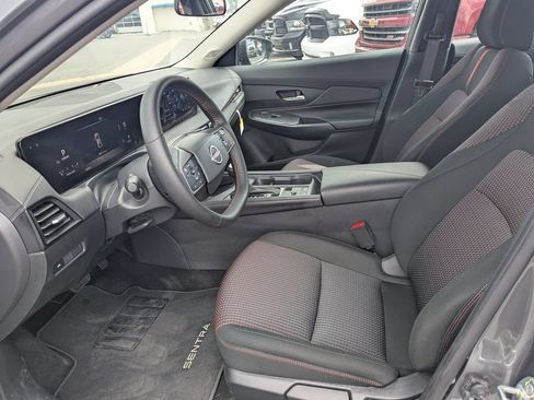 Used 2026 Nissan Sentra SR w/ Floor Mat Package FWD image 16