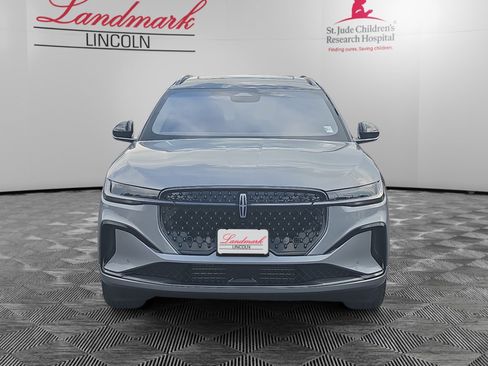 Used 2024 Lincoln Nautilus Black Label w/ Jet Appearance Package (87T) AWD/4WD image 8