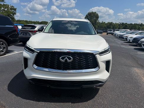 Used 2023 INFINITI QX60 Luxe w/ Cargo Package AWD/4WD image 3