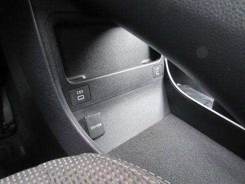 Used 2023 Toyota bZ4X XLE w/ Weather Package image 49