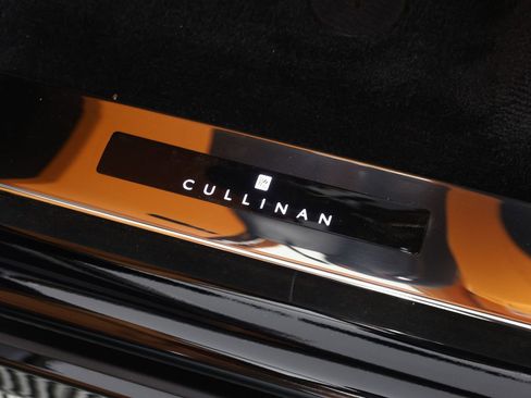 New 2026 Rolls-Royce Cullinan AWD/4WD image 33