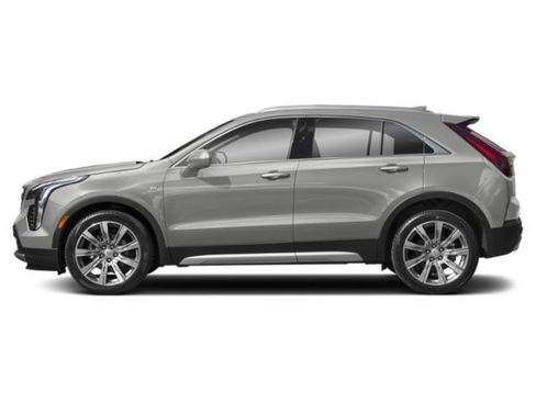 Used 2021 Cadillac XT4 Luxury image 3