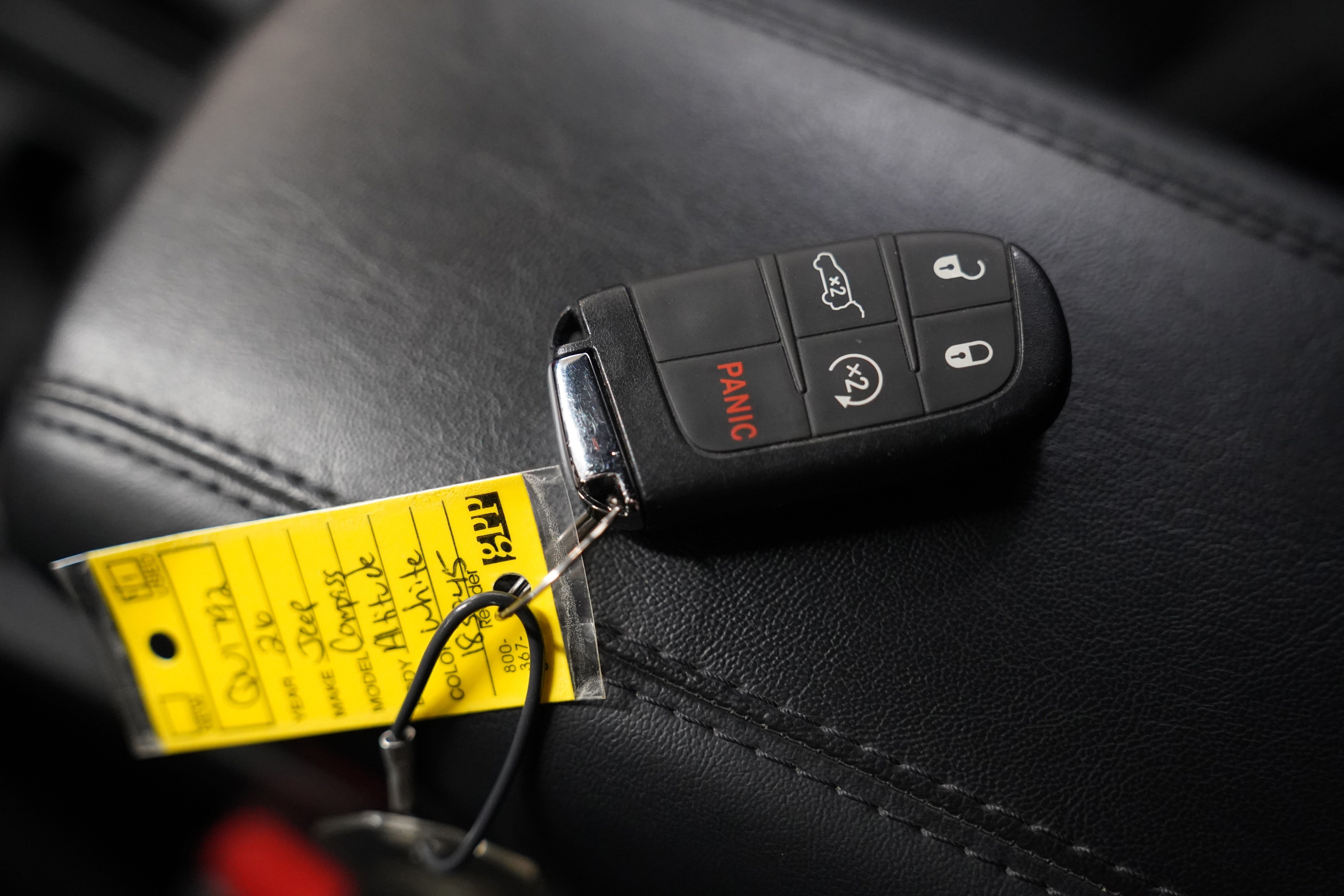 Used 2026 Jeep Compass Limited AWD/4WD image 30