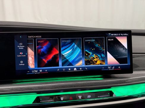 Used 2024 BMW 740i xDrive image 41