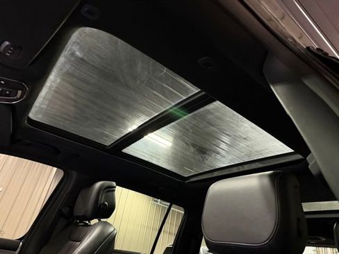 Used 2024 Jeep Wagoneer Series II image 51