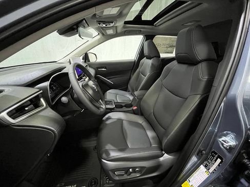 New 2026 Toyota Corolla Cross XLE w/ Convenience Package AWD/4WD image 9