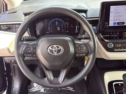Used 2026 Toyota Corolla LE FWD image 19