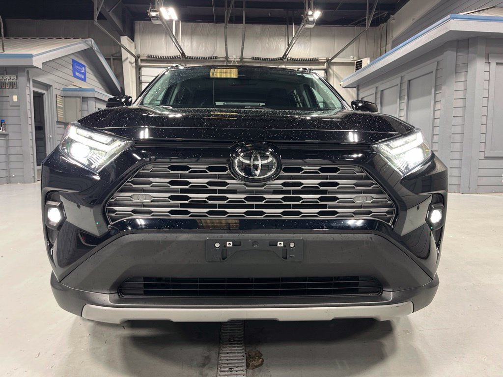 Used 2022 Toyota RAV4 Limited w/ Limited Grade Weather Package AWD/4WD image 2