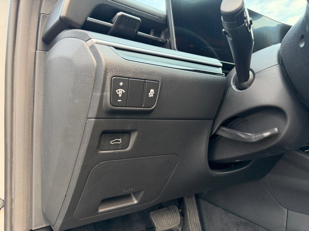 Used 2025 Kia K5 GT-Line FWD image 19