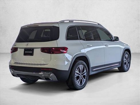 New 2026 Mercedes-Benz GLB 250 image 13