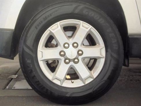 Used 2014 GMC Acadia SLE FWD image 11