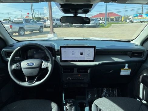 New 2025 Ford Maverick XLT w/ XLT Luxury Package image 22