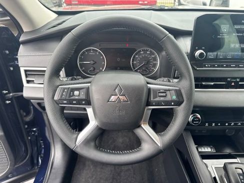 Used 2023 Mitsubishi Outlander Ralliart AWD/4WD image 14
