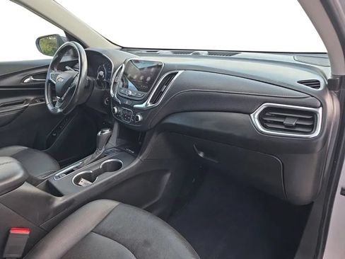 Used 2020 Chevrolet Equinox Premier AWD/4WD image 18