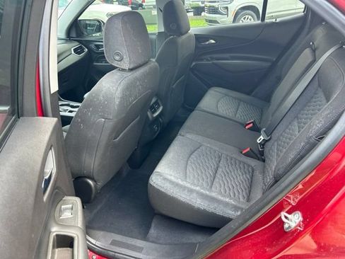 Used 2019 Chevrolet Equinox LT w/ Driver Convenience Package AWD/4WD image 10