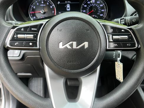 Used 2023 Kia Forte LXS FWD image 14
