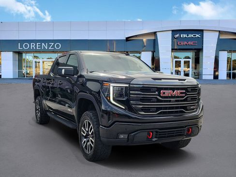 Used 2024 GMC Sierra 1500 AT4 w/ AT4 Premium Package AWD/4WD image 3