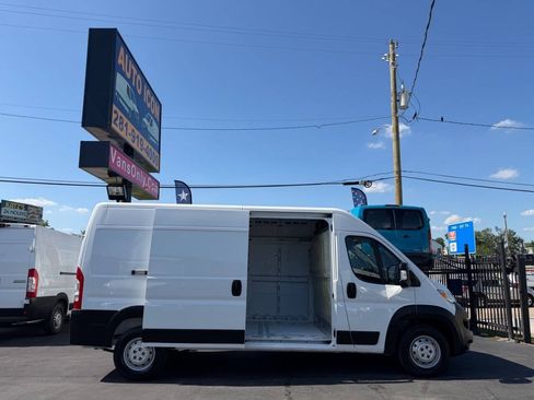 Used 2023 RAM ProMaster 3500 FWD image 5