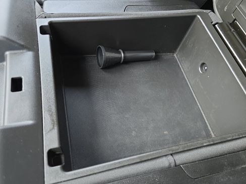 Used 2023 GMC Sierra 1500 Elevation image 31