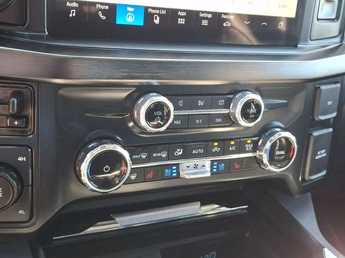 Used 2024 Ford F250 Lariat w/ Lariat Ultimate Package AWD/4WD image 15