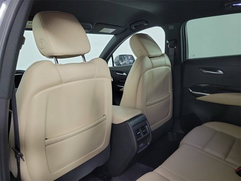 Certified 2025 Cadillac XT4 Premium Luxury image 12