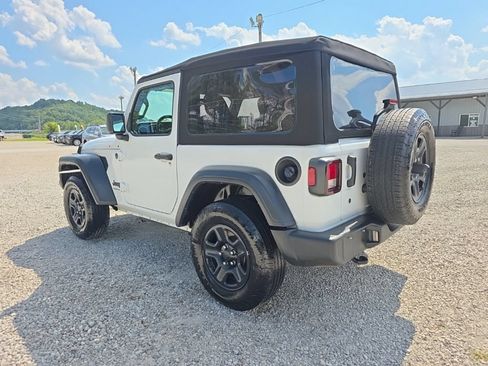 Used 2024 Jeep Wrangler Sport AWD/4WD image 8
