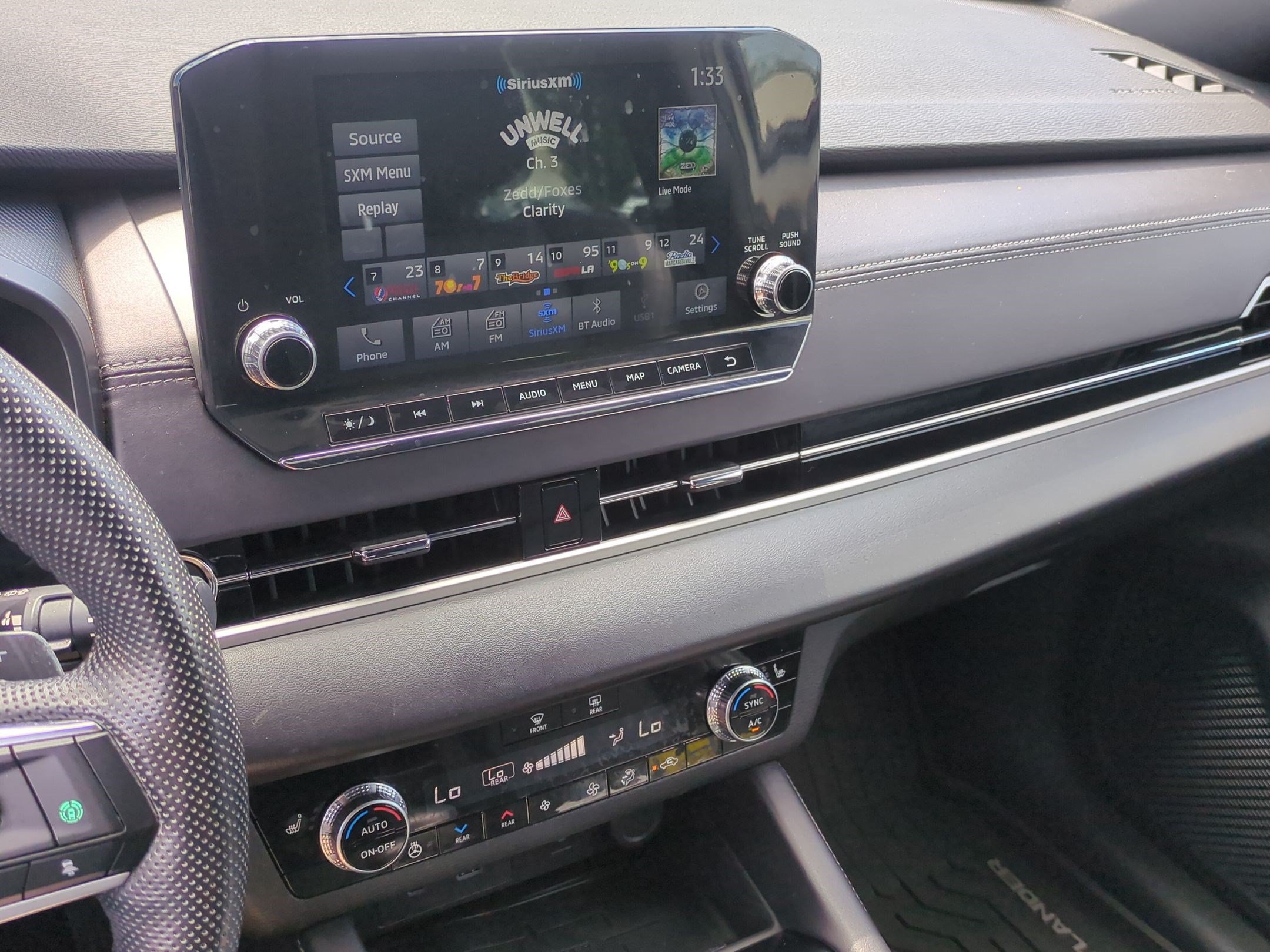 Used 2023 Mitsubishi Outlander SEL FWD image 23