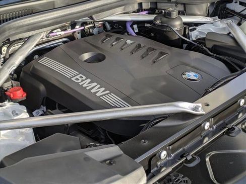 Used 2026 BMW X5 xDrive40i w/ Climate Comfort Package image 18