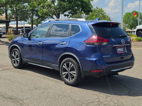 Used 2019 Nissan Rogue SV w/ Premium Package AWD/4WD image 7
