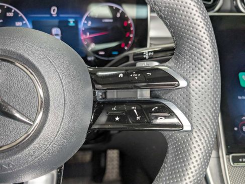 Certified 2026 Mercedes-Benz GLC 300 4MATIC image 33