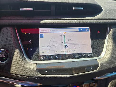 Used 2025 Cadillac XT5 Premium Luxury w/ Technology Package AWD/4WD image 26