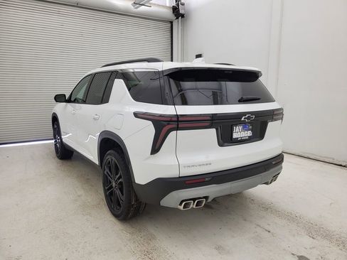 New 2026 Chevrolet Traverse LT w/ Driver Confidence Package image 17