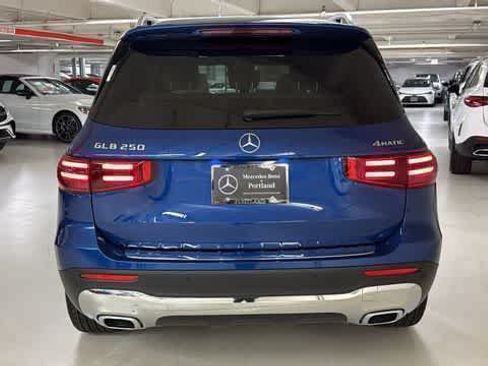 Certified 2026 Mercedes-Benz GLB 250 4MATIC image 7
