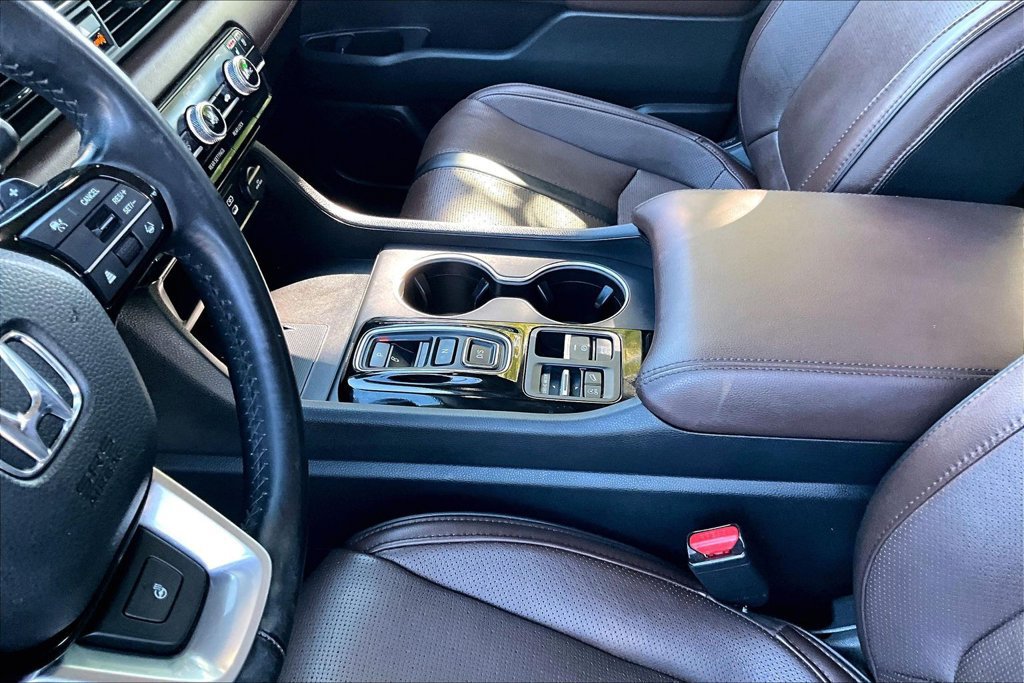 Used 2025 Honda Pilot Elite image 15