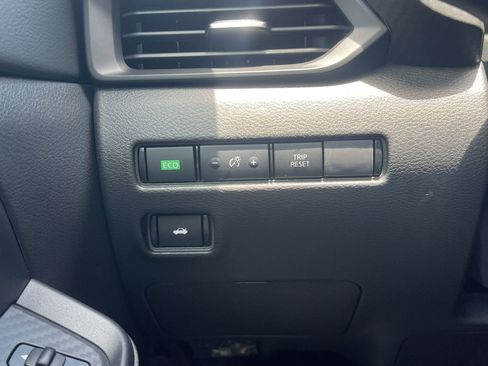 Used 2023 Nissan Sentra S FWD image 13