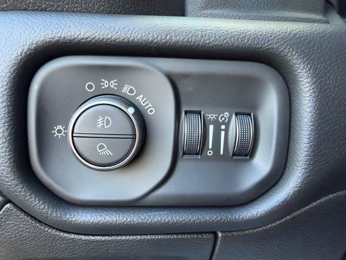 New 2026 RAM 1500 Big Horn AWD/4WD image 17