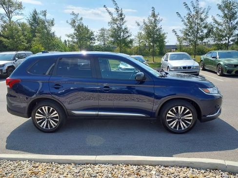 Used 2020 Mitsubishi Outlander ES FWD image 4