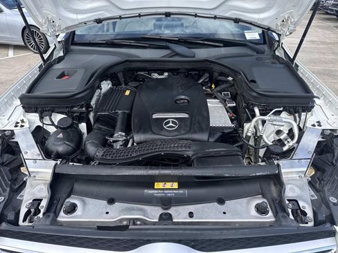 Used 2017 Mercedes-Benz GLC 300 image 10