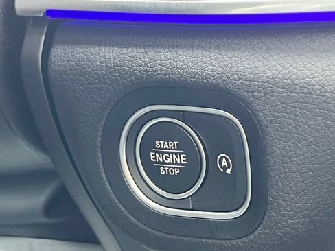Certified 2026 Mercedes-Benz GLS 450 4MATIC image 32