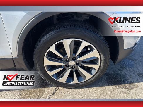 Used 2021 Buick Encore Preferred w/ Safety Package image 15