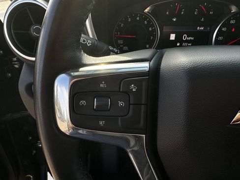 Used 2022 Chevrolet Blazer LT w/ Sound & Technology Package FWD image 17