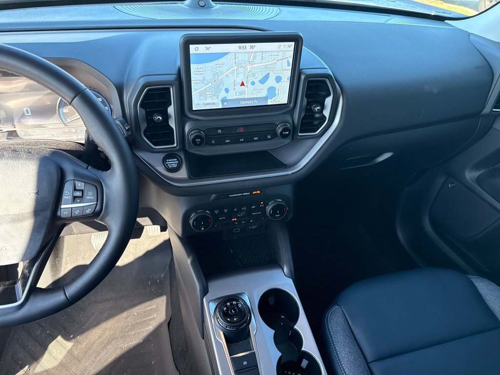 Used 2024 Ford Bronco Sport Outer Banks w/ Tech Package AWD/4WD image 8