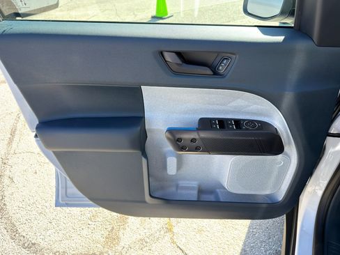 New 2025 Ford Maverick XLT w/ XLT Luxury Package image 19