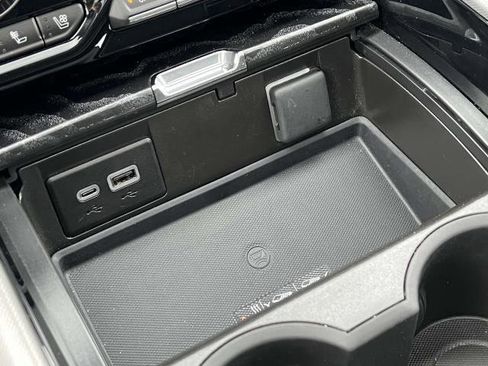 Used 2024 GMC Yukon XL Denali w/ LPO, Floor Liner Package image 29