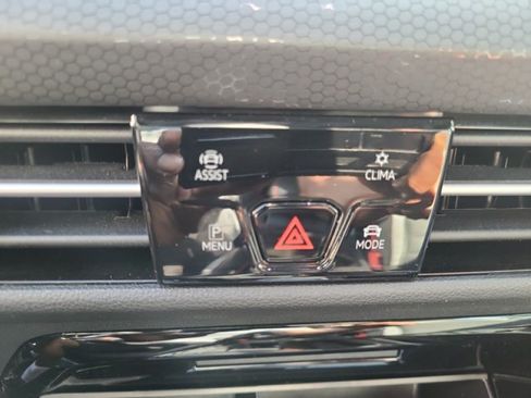 Used 2024 Volkswagen GTI SE FWD image 29