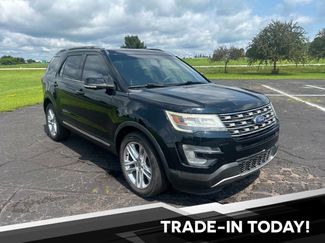 Used 2017 Ford Explorer XLT w/ Equipment Group 202A image 1