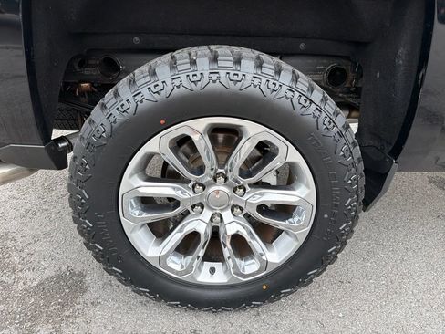 Used 2017 Chevrolet Silverado 1500 LT w/ All Star Edition RWD image 13