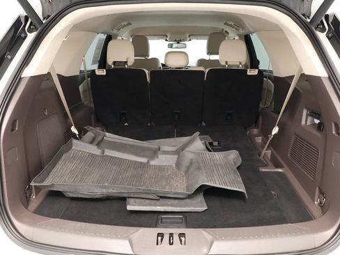 Used 2022 Ford Explorer Platinum w/ Equipment Group 601A image 20