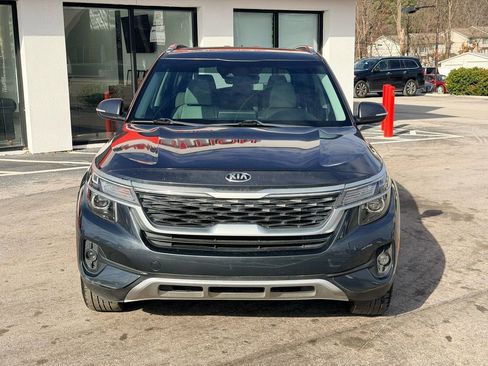 Used 2021 Kia Seltos EX image 9