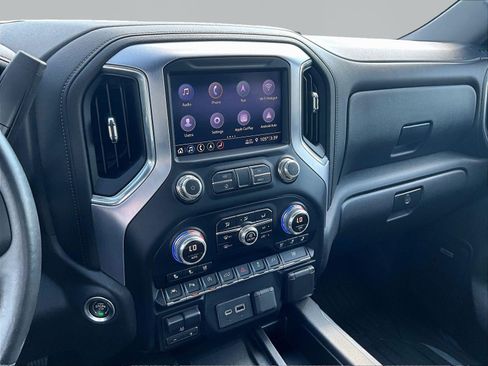 Used 2019 GMC Sierra 1500 SLT w/ SLT Premium Plus Package AWD/4WD image 10